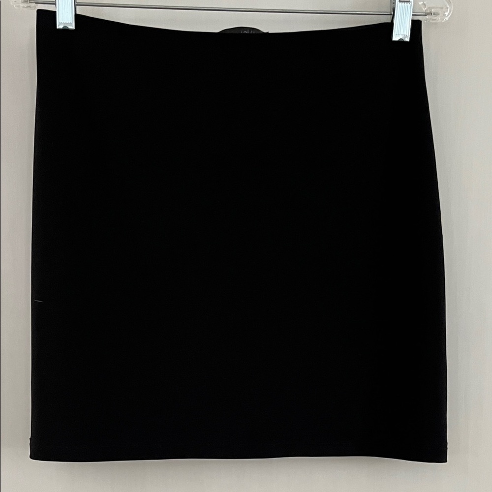 Sympli stretch pull on Classic Black Women's Pencil style mini skirt